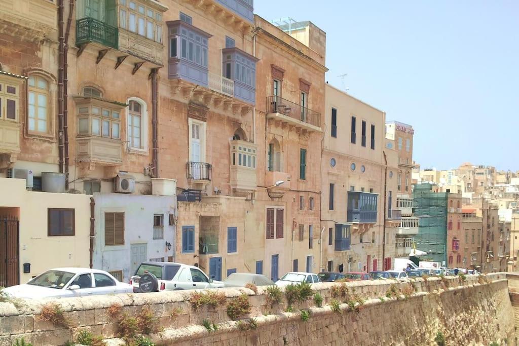 Ripple 23 Savynomad Harbour Residences Valeta Exterior foto