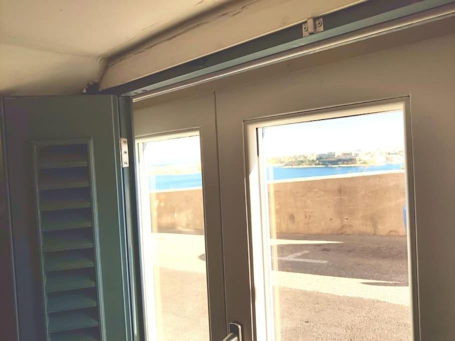 Ripple 23 Savynomad Harbour Residences Valeta Exterior foto